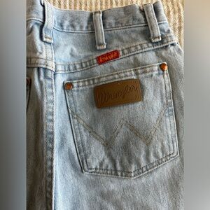 Women’s Cowboy Cut Wranglers